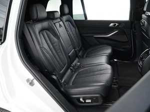 Внедорожник BMW X7 2021 года, 7498097 рублей, Москва