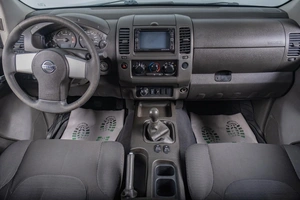 Пикап Nissan Navara 2010 года, 979000 рублей, Томск