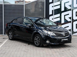 Седан Toyota Avensis 2012 года, 1370000 рублей, Краснодар