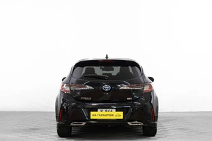 Хетчбэк Toyota Corolla 2018 года, 1749000 рублей, Барнаул