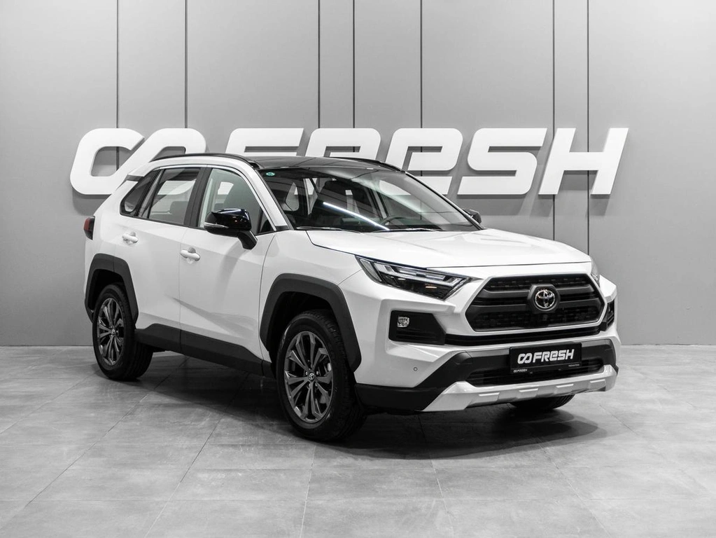 Внедорожник Toyota RAV4 2025 года, 4249000 рублей, Тюмень