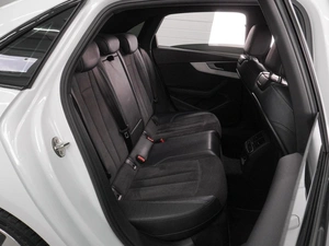 Седан Audi A4 2018 года, 3019000 рублей, Воронеж