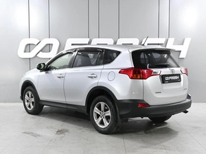 Внедорожник Toyota RAV4 2015 года, 1700000 рублей, Ростов-на-Дону