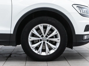 Внедорожник Volkswagen Tiguan 2019 года, 2349000 рублей, Красноярск