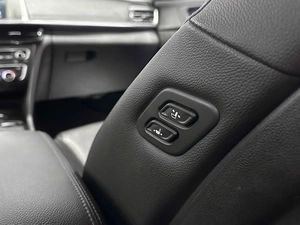 Седан Kia K5 2018 года, 1750000 рублей, Красноярск