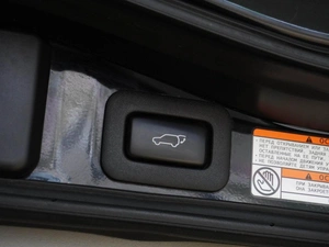 Внедорожник Toyota Land Cruiser 2018 года, 6100000 рублей, Воронеж