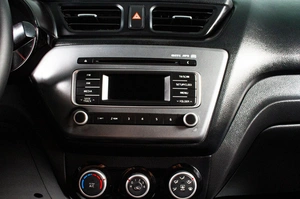 Седан Kia Rio 2015 года, 1039000 рублей, Сургут