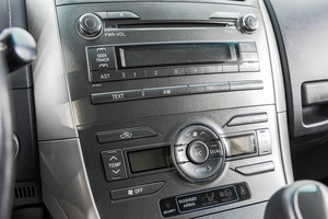 Хетчбэк Toyota Auris 2008 года, 729000 рублей, Барнаул