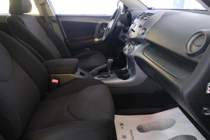 Внедорожник Toyota RAV4 2006 года, 1099000 рублей, Омск