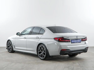 Седан BMW 5 серия 2021 года, 5678888 рублей, Москва