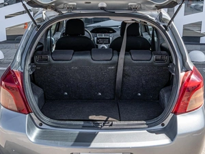 Хетчбэк Toyota Yaris 2007 года, 650000 рублей, Краснодар