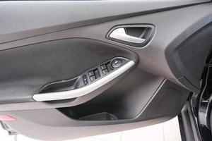 Хетчбэк Ford Focus 2012 года, 849000 рублей, Красноярск
