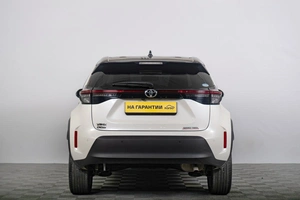Внедорожник Toyota Yaris Cross 2021 года, 2249000 рублей, Томск