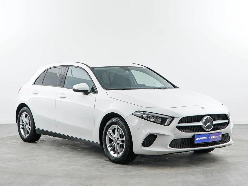 Хетчбэк Mercedes-benz A-класс 2018 года, 2098999 рублей, Москва