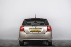 Хетчбэк Toyota Allex 2001 года, 299000 рублей, Томск