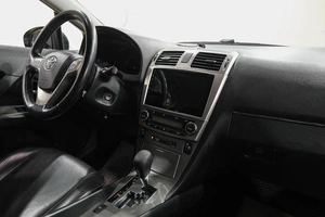 Седан Toyota Avensis 2010 года, 1169000 рублей, Новокузнецк
