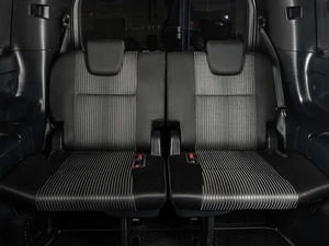 Минивэн Toyota Noah 2017 года, 2370000 рублей, Тюмень