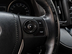 Внедорожник Toyota RAV4 2017 года, 2270000 рублей, Краснодар