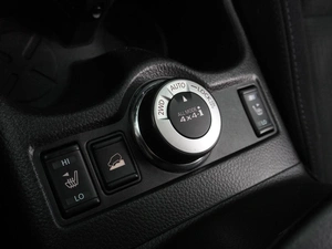 Внедорожник Nissan X-Trail 2016 года, 1574000 рублей, Воронеж