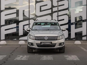 Внедорожник Volkswagen Tiguan 2015 года, 1169000 рублей, Краснодар