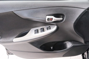 Седан Toyota Corolla 2013 года, 1089000 рублей, Красноярск