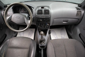 Седан Hyundai Accent 2005 года, 299000 рублей, Оренбург