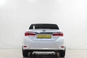 Седан Toyota Corolla 2014 года, 1359000 рублей, Новокузнецк