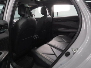 Лифтбек Changan UNI-V 2023 года, 2250000 рублей, Воронеж