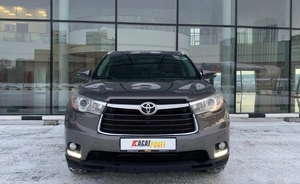 Внедорожник Toyota Highlander 2014 года, 2990000 рублей, Красноярск