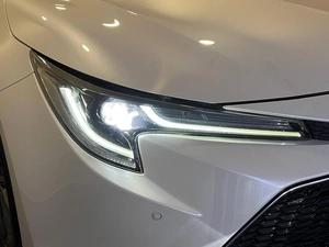 Универсал Toyota Corolla 2019 года, 1999000 рублей, Красноярск