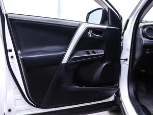 Внедорожник Toyota RAV4 2013 года, 1949000 рублей, Красноярск