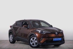 Внедорожник Toyota C-HR 2019 года, 2049000 рублей, Томск