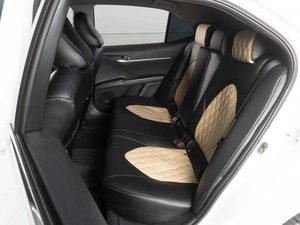 Седан Toyota Camry 2021 года, 1969000 рублей, Красный Пахарь