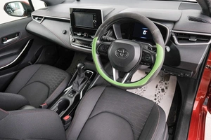 Хетчбэк Toyota Corolla 2018 года, 1519000 рублей, Красноярск
