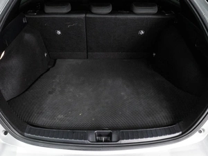 Лифтбек Toyota Prius 2019 года, 1699000 рублей, Воронеж