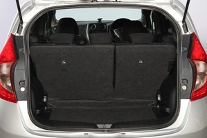 Хетчбэк Nissan Note 2016 года, 1079000 рублей, Новосибирск