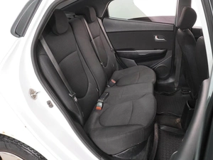 Седан Kia Rio 2015 года, 879000 рублей, Воронеж