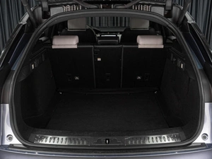 Внедорожник Land Rover Range Rover Velar 2018 года, 4620000 рублей, Тюмень
