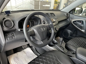 Внедорожник Toyota RAV4 2011 года, 1447000 рублей, Солонцы