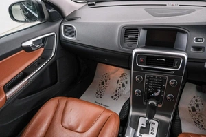Универсал Volvo V60 2012 года, 1149000 рублей, Красноярск