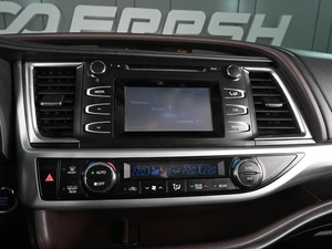 Внедорожник Toyota Highlander 2014 года, 2979000 рублей, Аксай