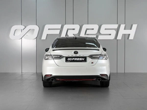 Седан Toyota Camry 2021 года, 2999000 рублей, Красный Пахарь