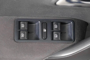 Седан Volkswagen Polo 2013 года, 619000 рублей, Кемерово