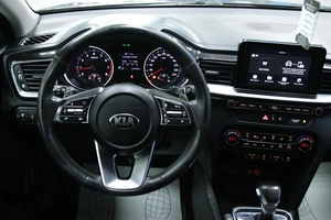 Хетчбэк Kia Ceed 2019 года, 1198000 рублей, Солонцы