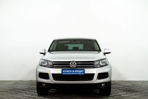 Внедорожник Volkswagen Touareg 2012 года, 1589000 рублей, Сургут