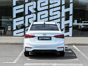 Седан Hyundai Solaris 2019 года, 919000 рублей, Волгоград