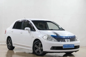 Седан Nissan Tiida Latio 2004 года, 499000 рублей, Новокузнецк