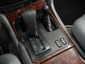 Внедорожник Toyota Land Cruiser 2000 года, 1699000 рублей, Тюмень
