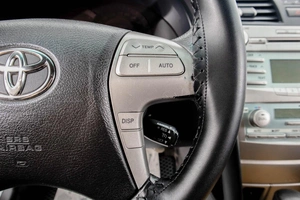 Седан Toyota Camry 2006 года, 1169000 рублей, Барнаул