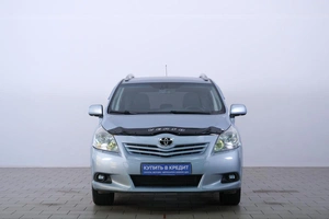 Минивэн Toyota Verso 2011 года, 1199000 рублей, Омск